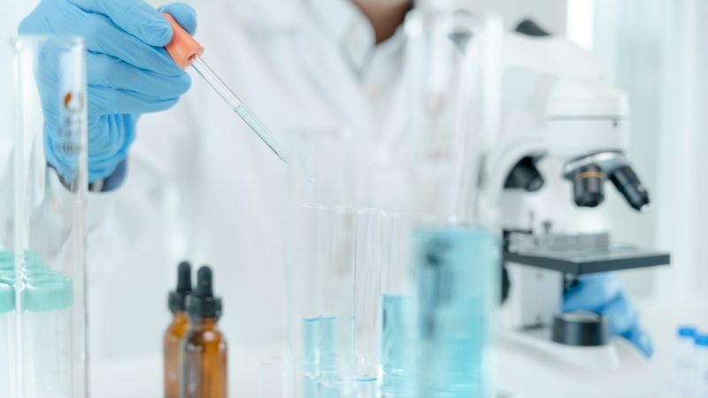揭秘ELISA试剂盒：品牌排名背后的技术考量
